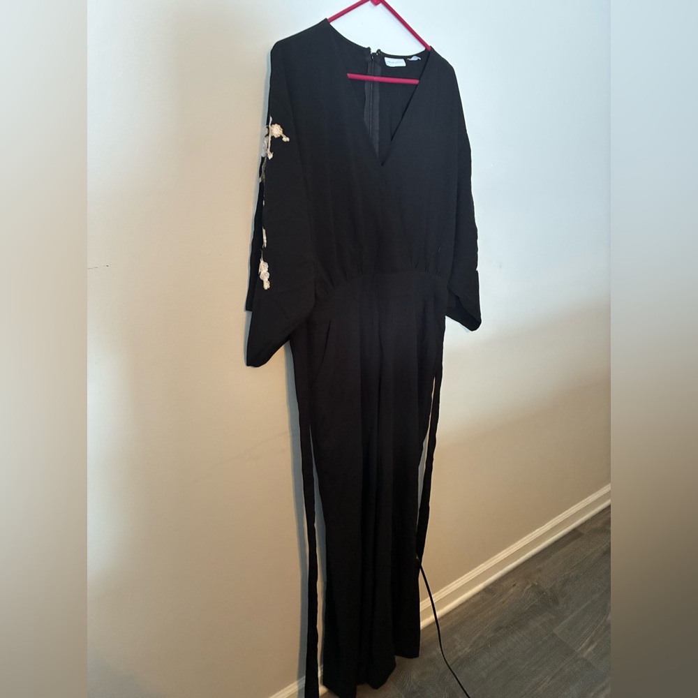 New York & Company Black Embroidered Sleeve Jumpsuit Size L